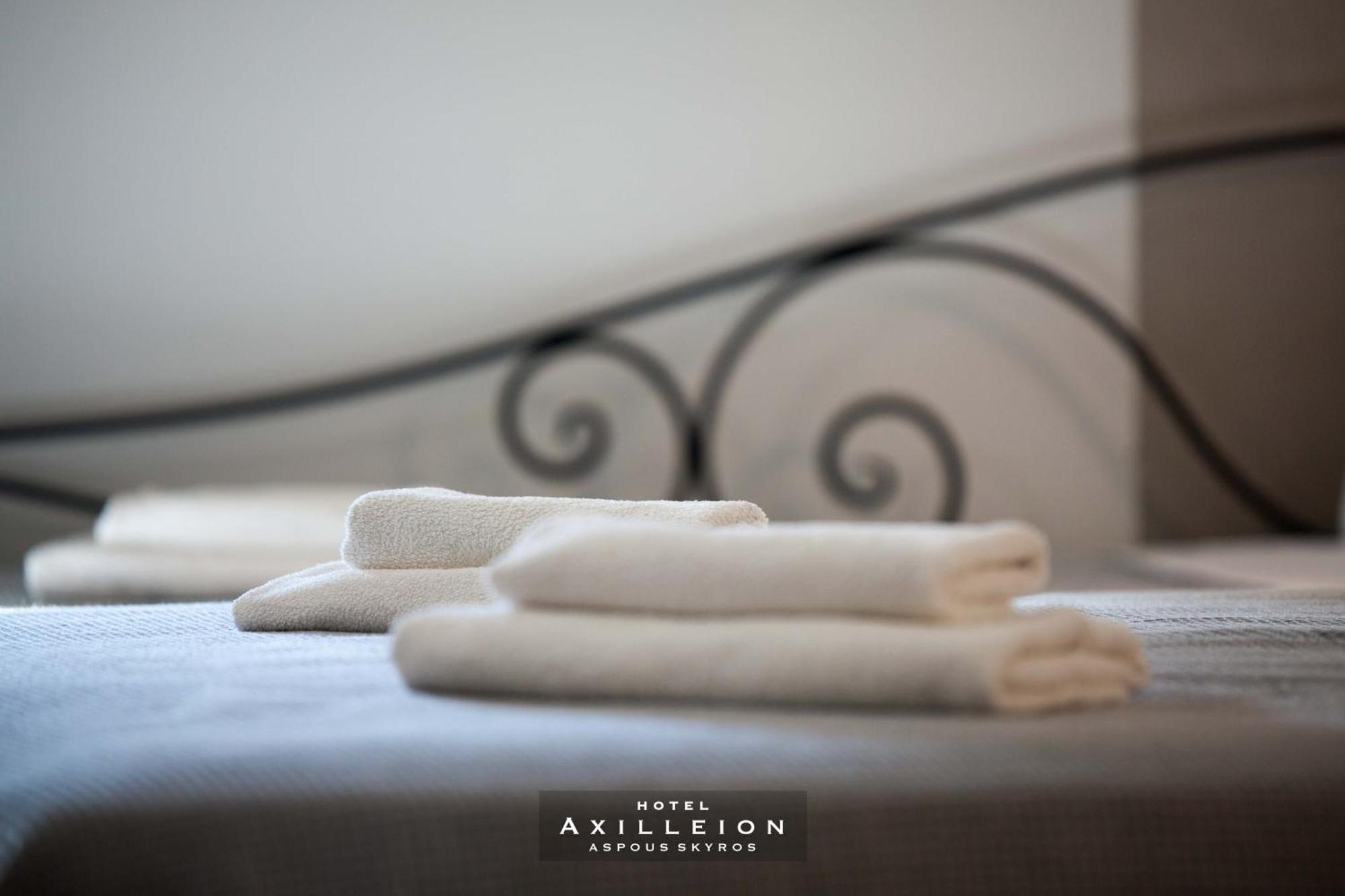 Achilleion Hotel Skyros Bagian luar foto