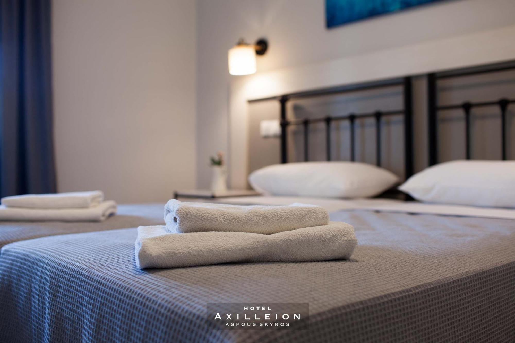 Achilleion Hotel Skyros Bagian luar foto