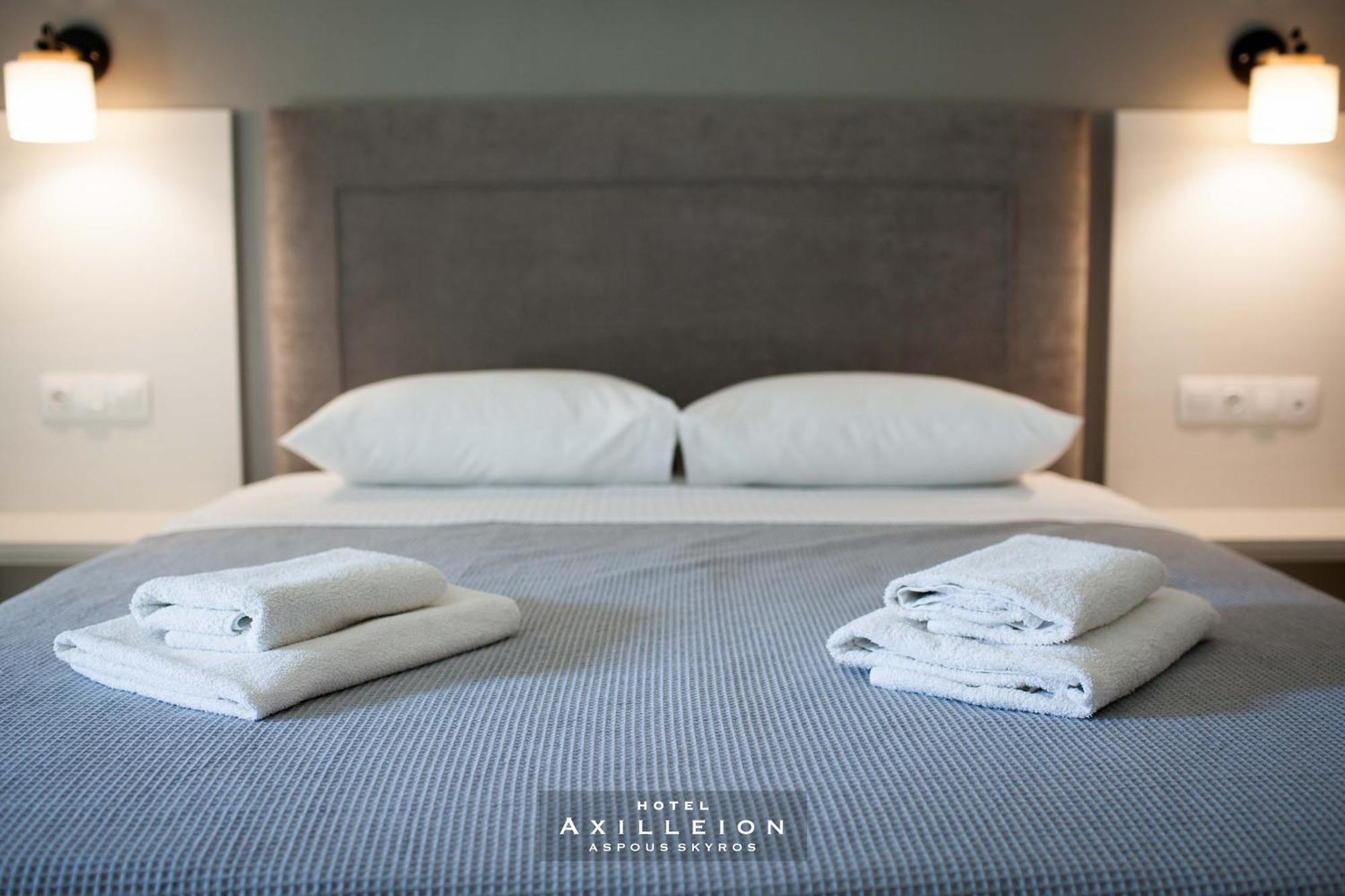 Achilleion Hotel Skyros Bagian luar foto