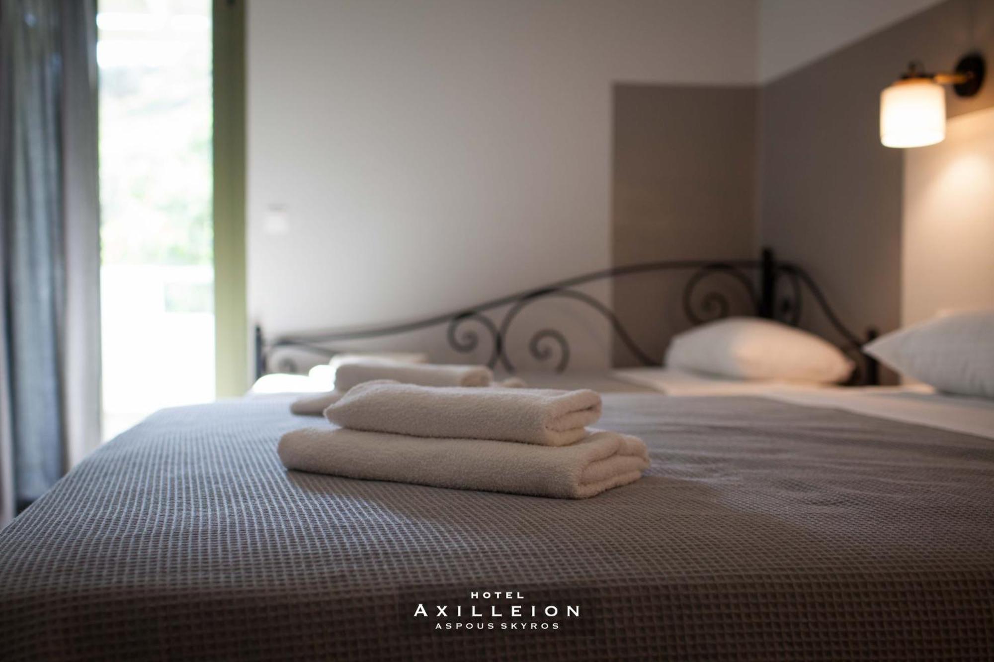 Achilleion Hotel Skyros Bagian luar foto