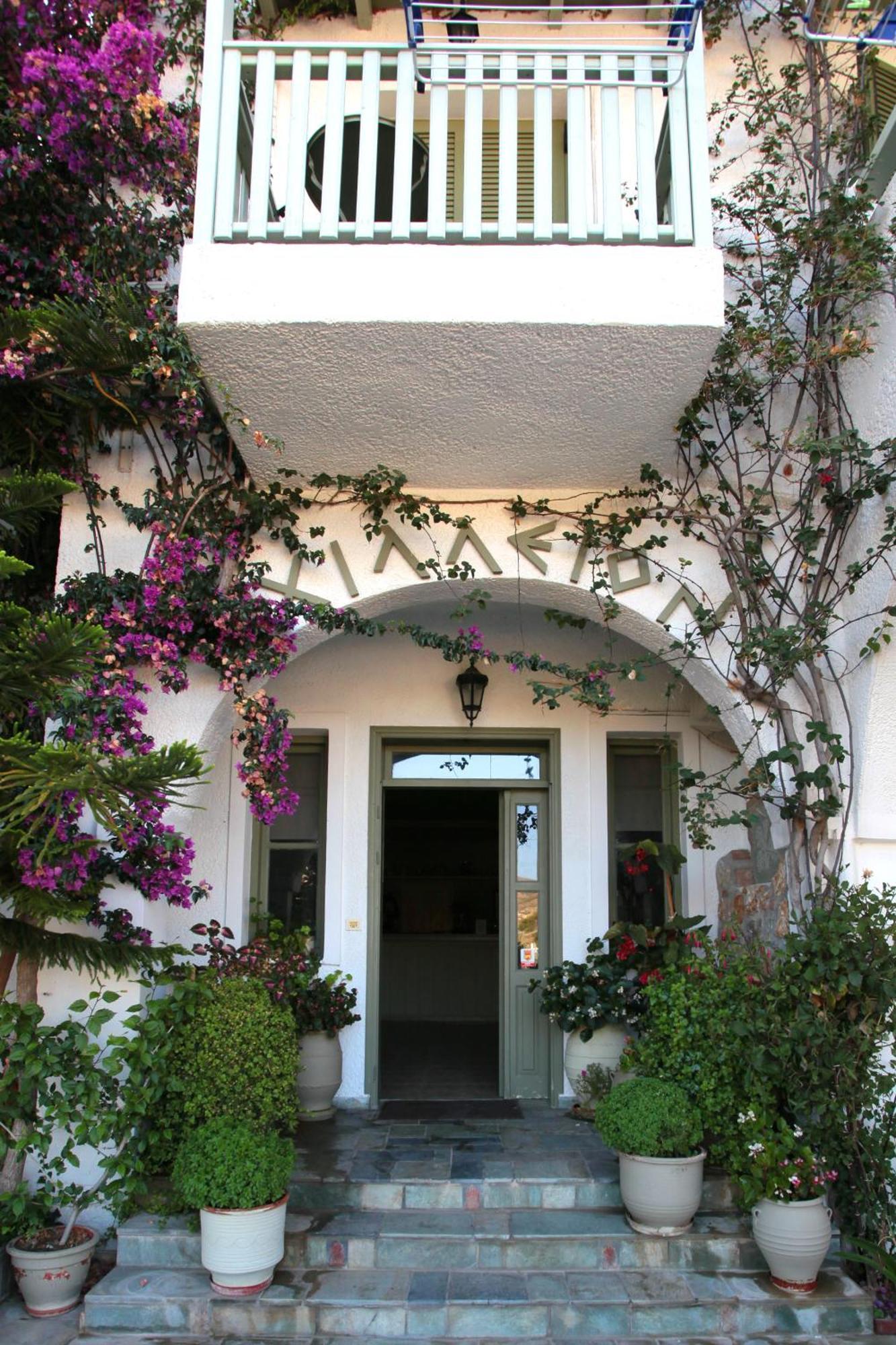 Achilleion Hotel Skyros Bagian luar foto